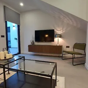 https://apartamento-golddem-mercedes.es-andalucia.com